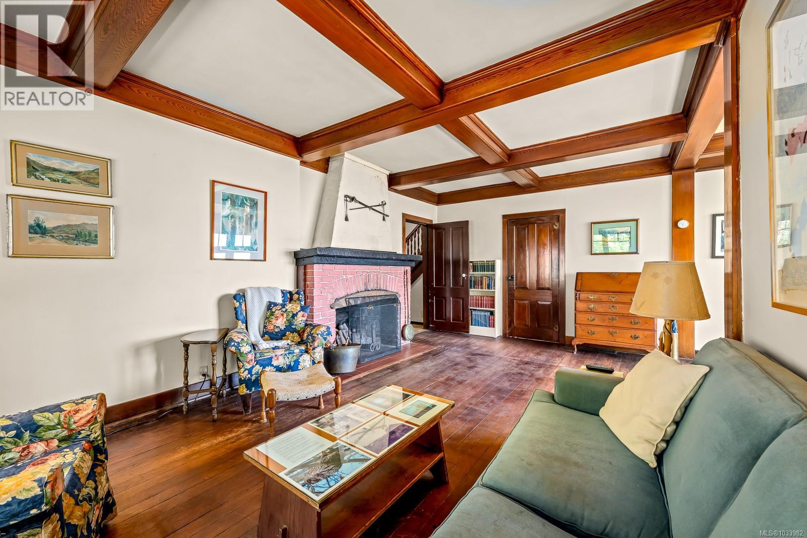 965 Balmoral Rd - 22