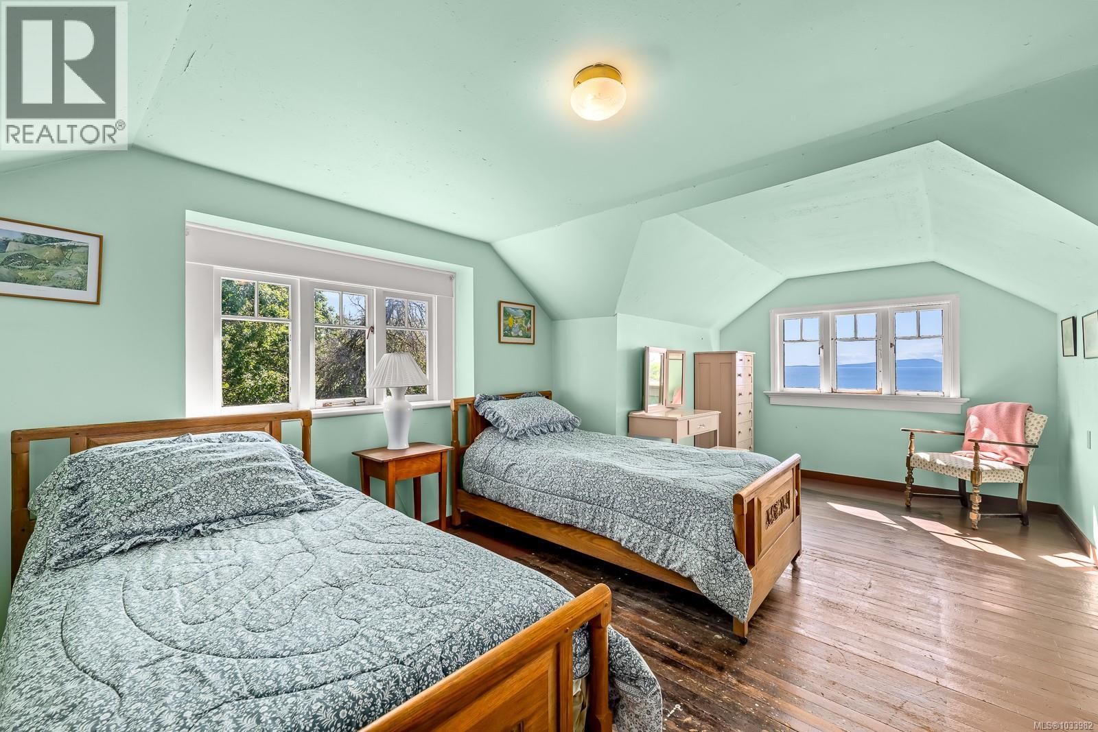 965 Balmoral Rd - 45