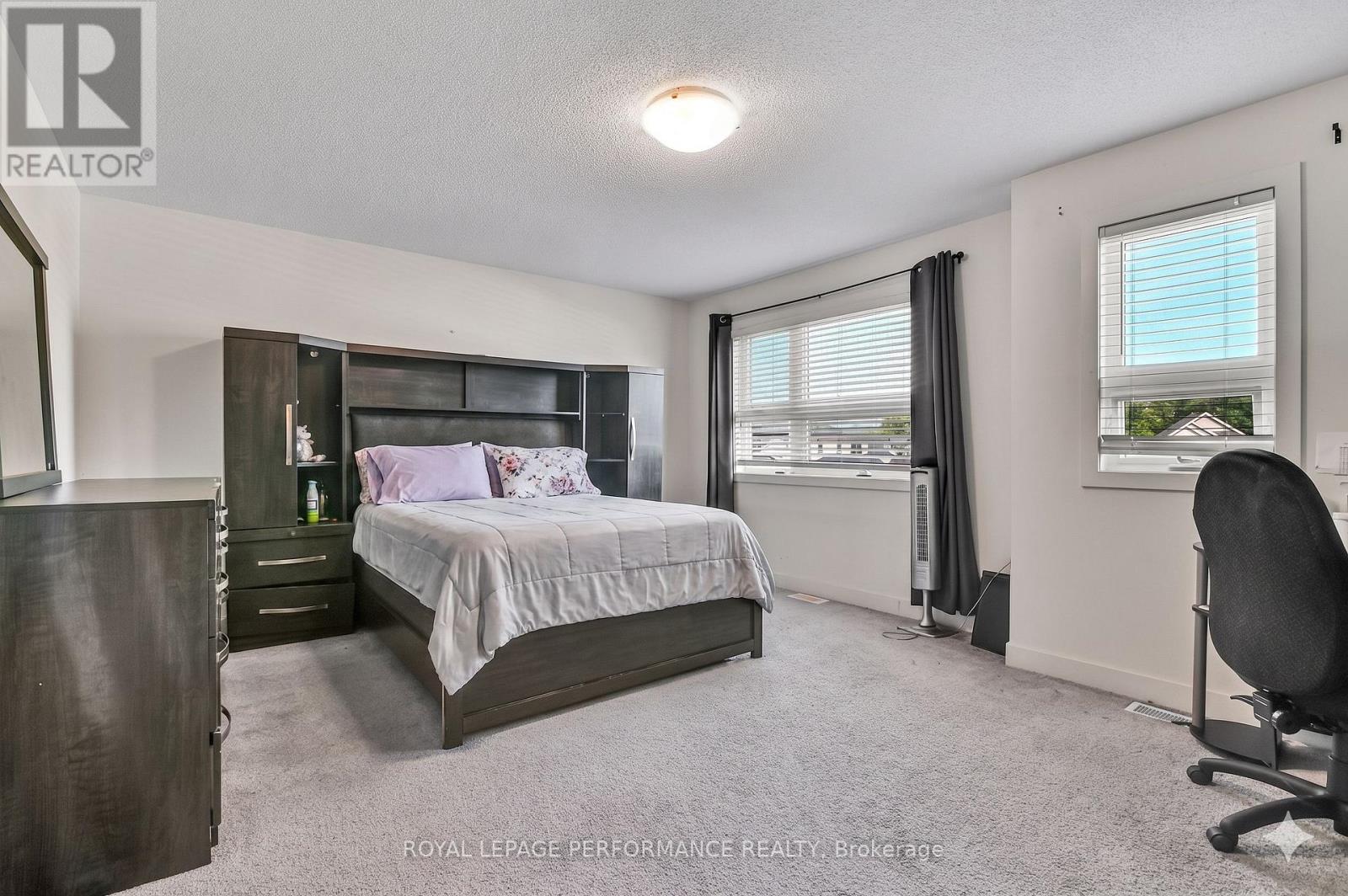 609 ROBERT STREET - 11