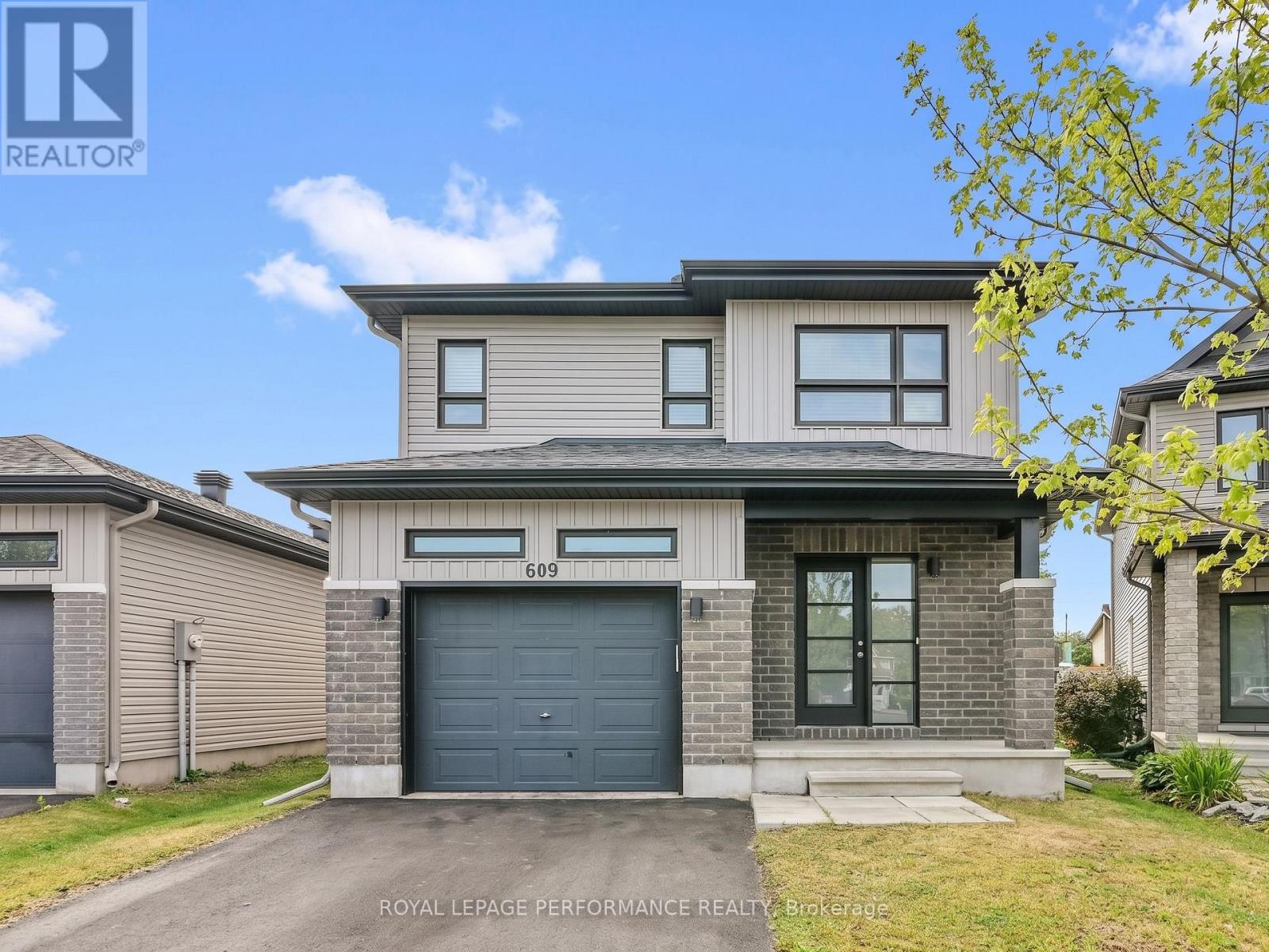 609 ROBERT STREET - 3
