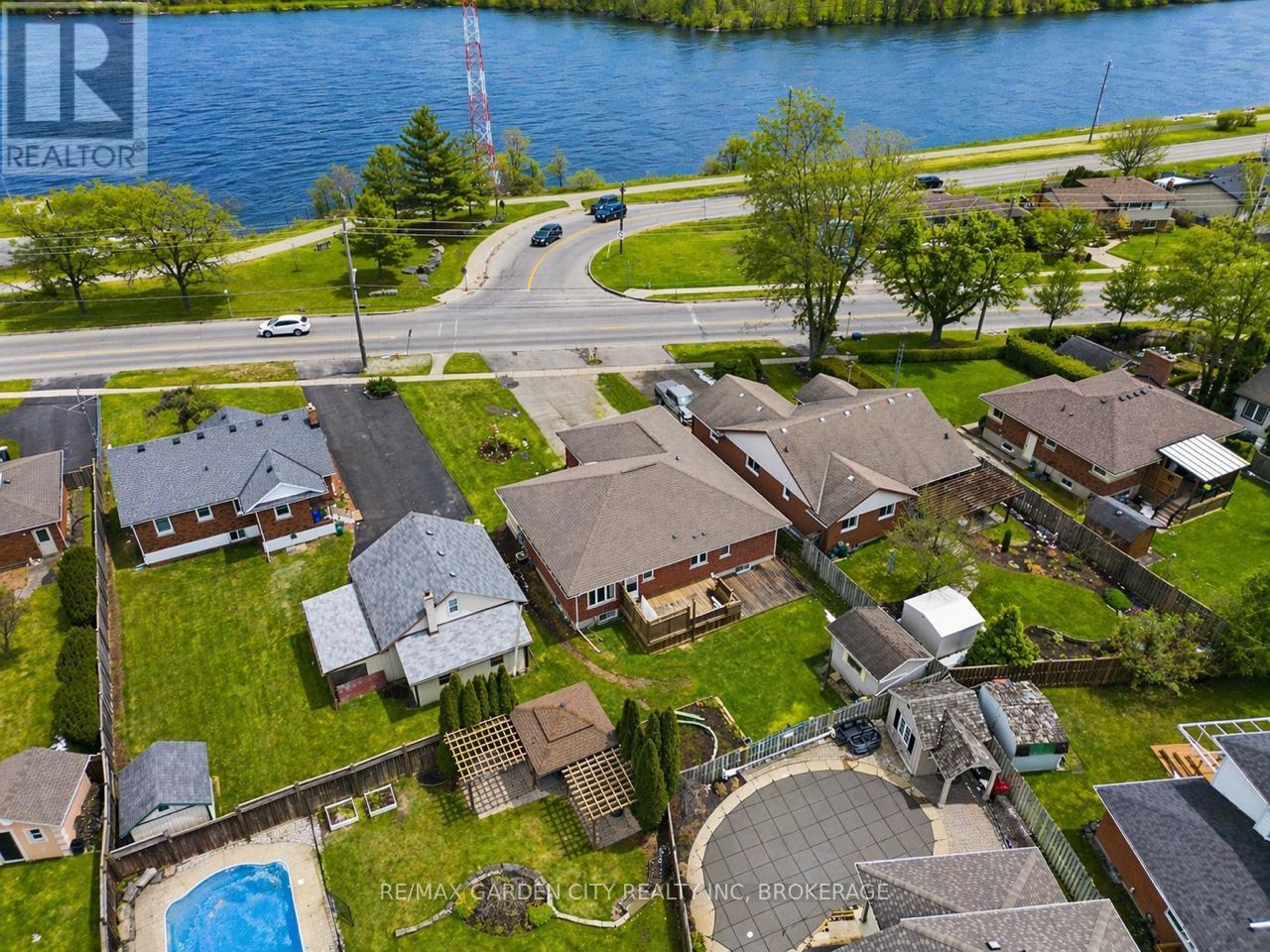 603 BUNTING ROAD, St. Catharines (Bunting/Linwell), Ontario, L2M2Z9 — Photo 2