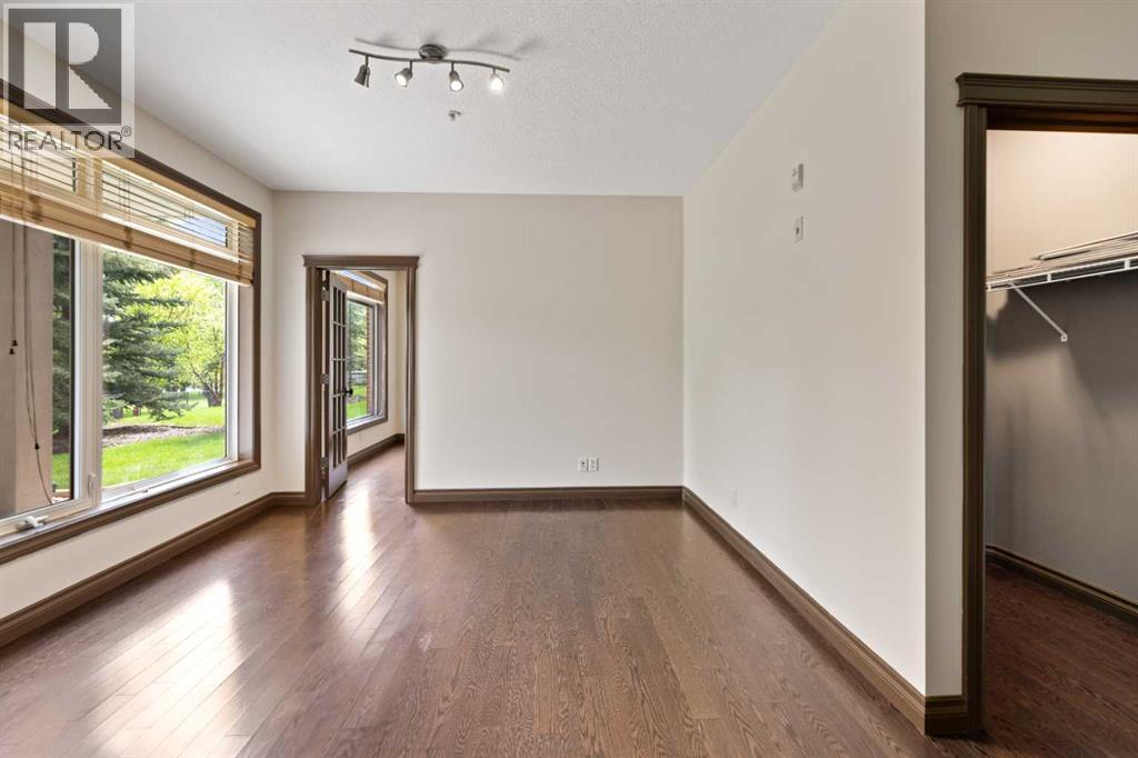 #2108 24 Hemlock Crescent SW - 30