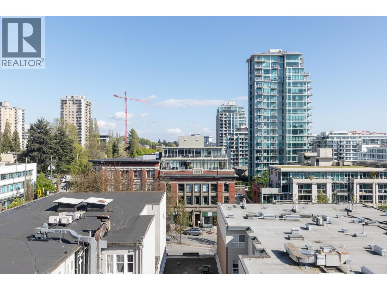 612 123 W 1ST STREET, North Vancouver