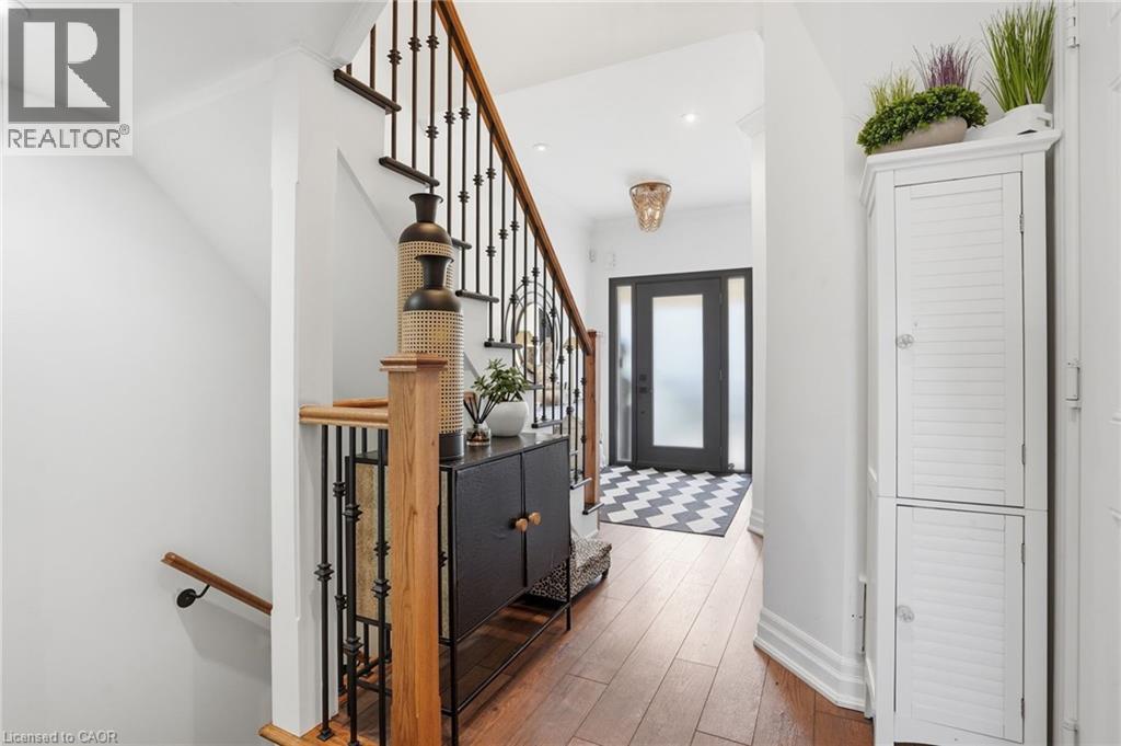 4020 ALEXAN Crescent, Burlington, Ontario, L3M5A8 — Photo 5