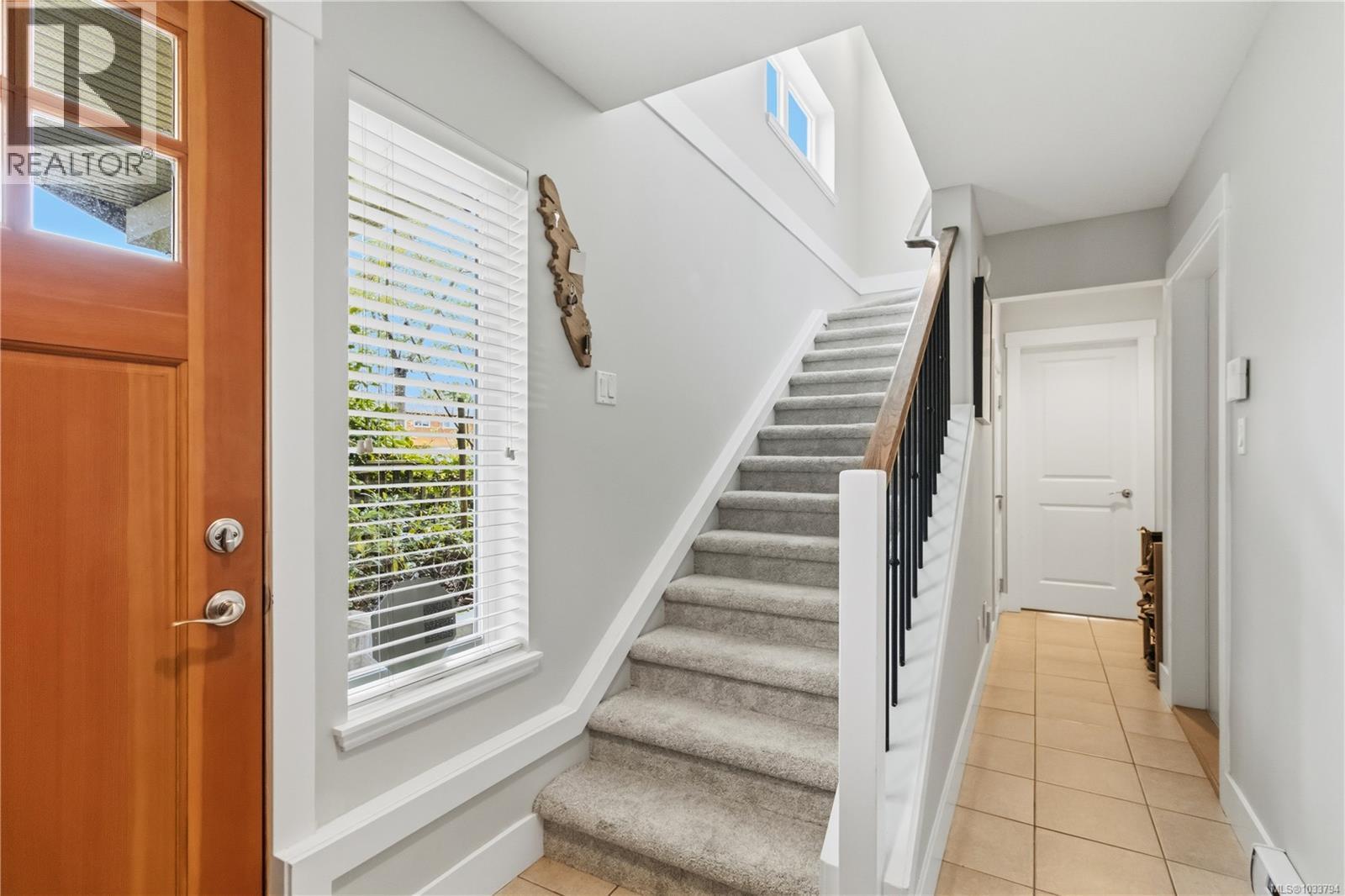 #1 2918 Shelbourne St - 9