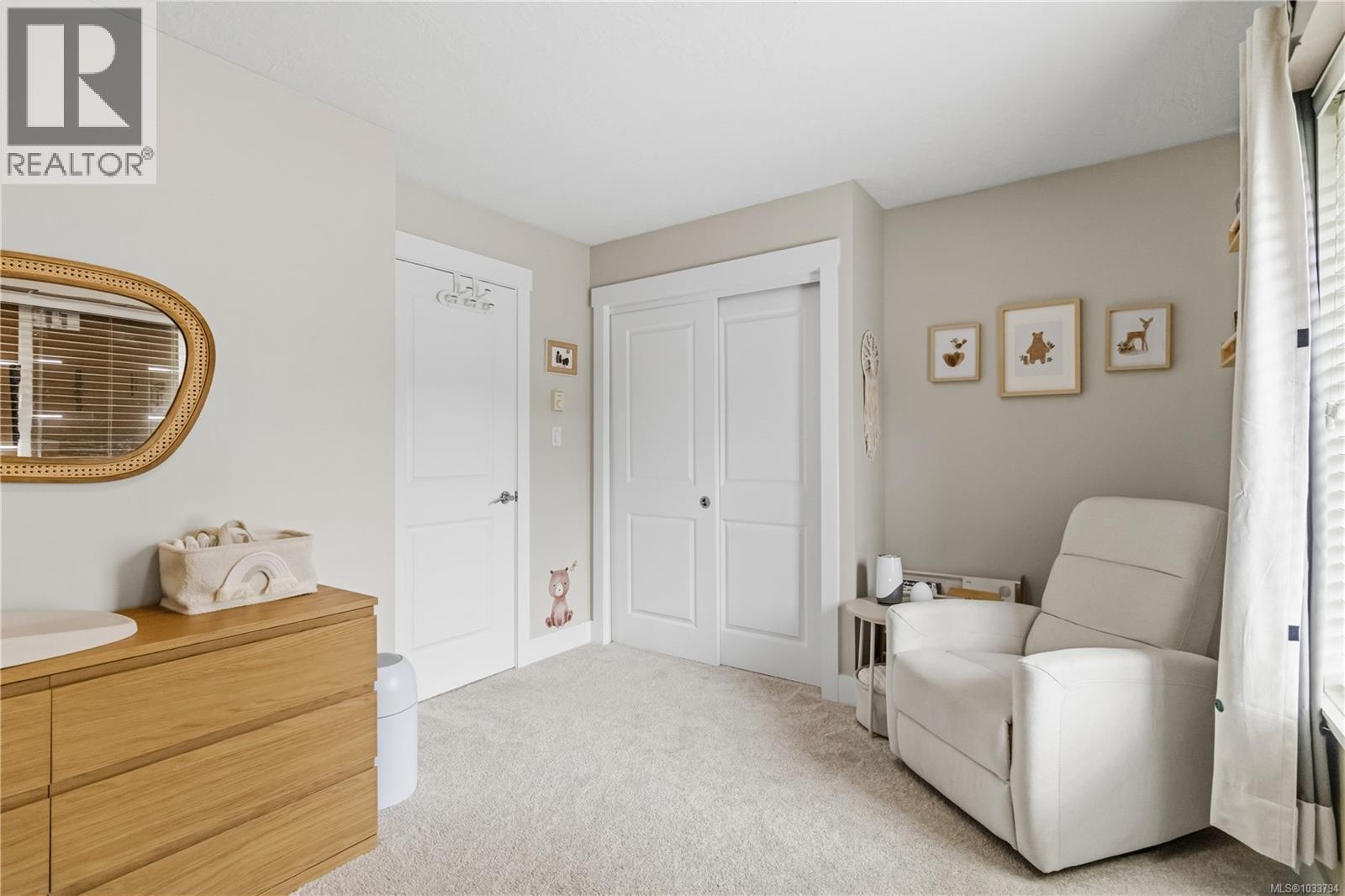#1 2918 Shelbourne St - 29