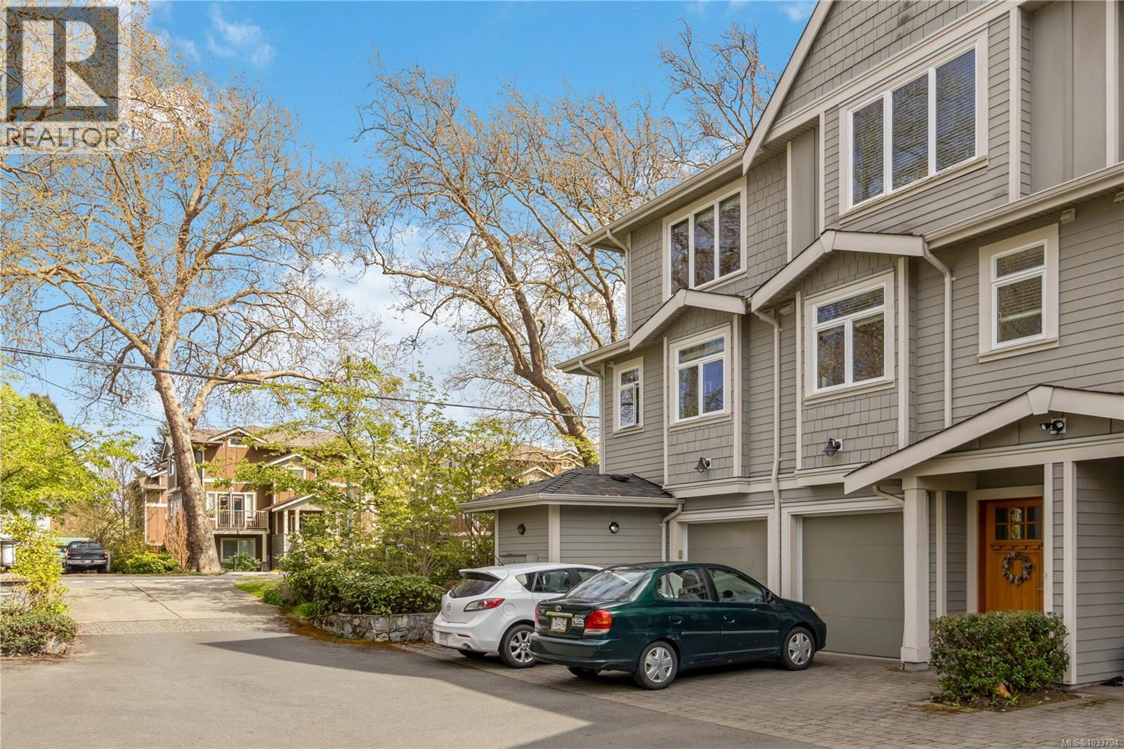 #1 2918 Shelbourne St - 51
