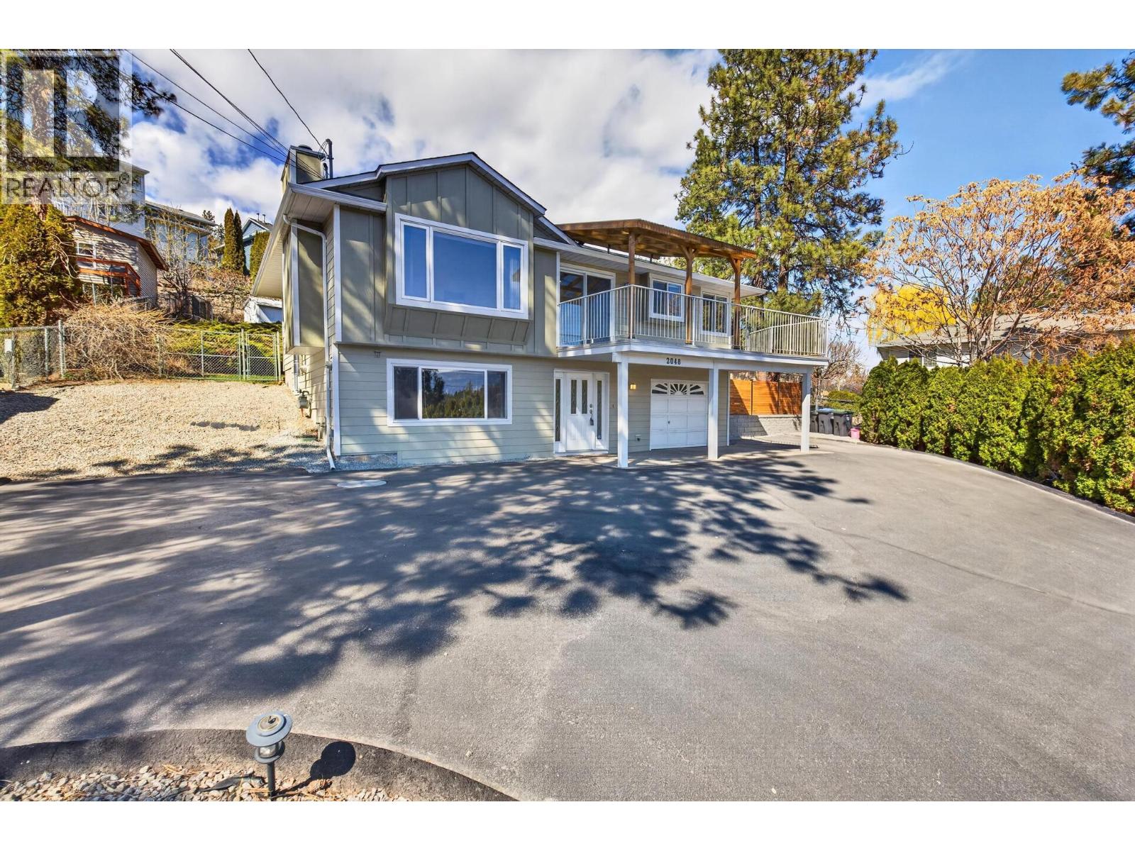  2048 Shamrock Drive, West Kelowna