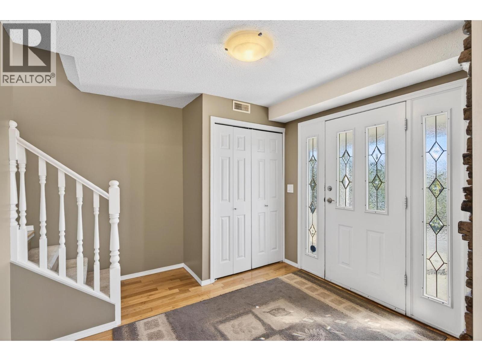  2048 Shamrock Drive, West Kelowna