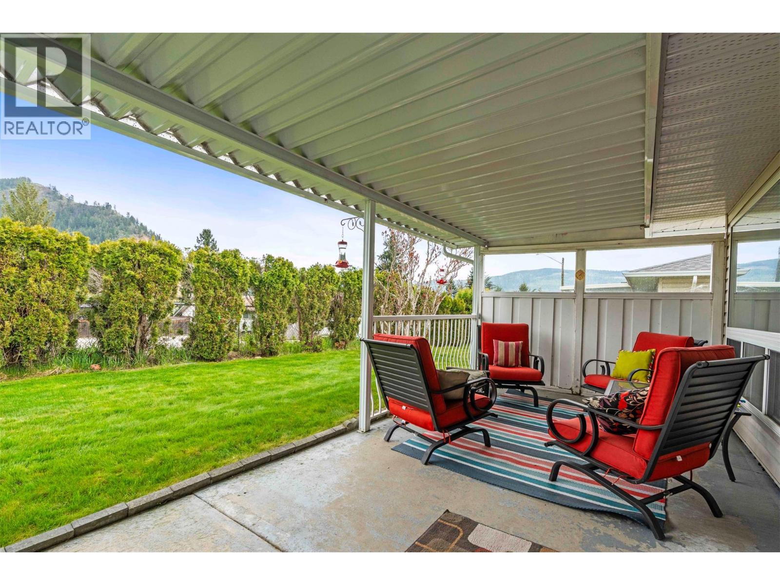 2675 Pine Avenue Unit# 8, Lumby