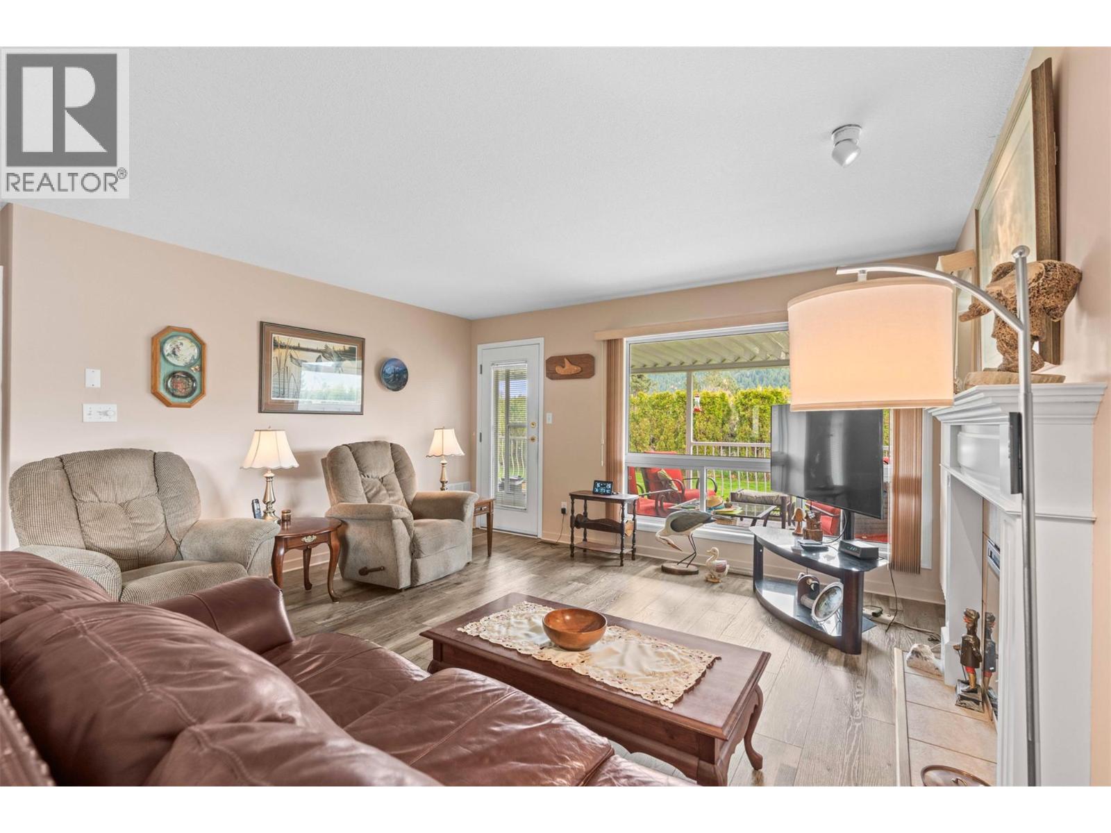 2675 Pine Avenue Unit# 8, Lumby