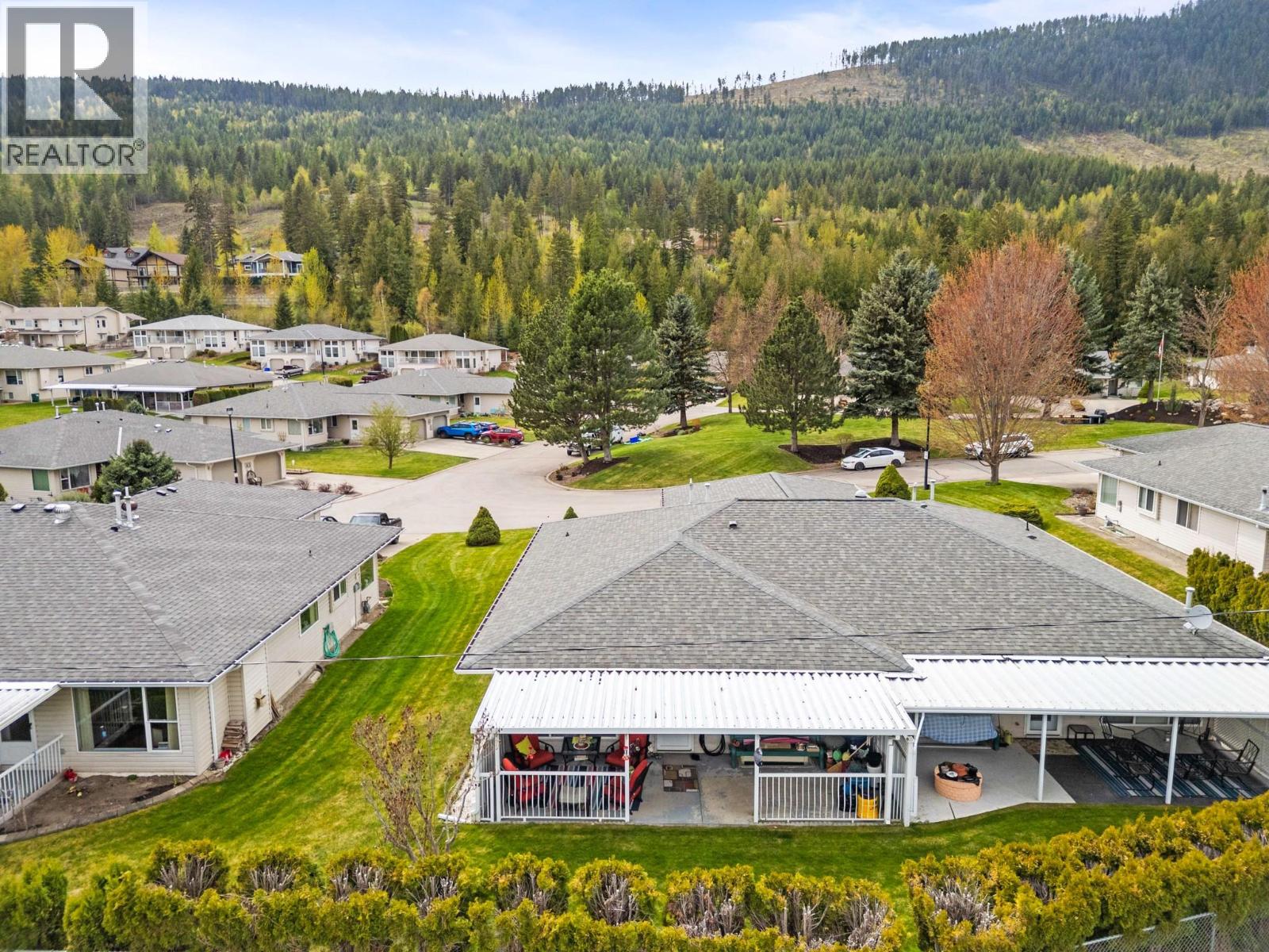 2675 Pine Avenue Unit# 8, Lumby