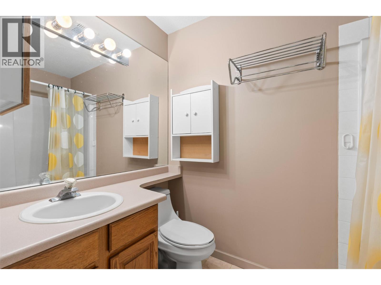 2675 Pine Avenue Unit# 8, Lumby