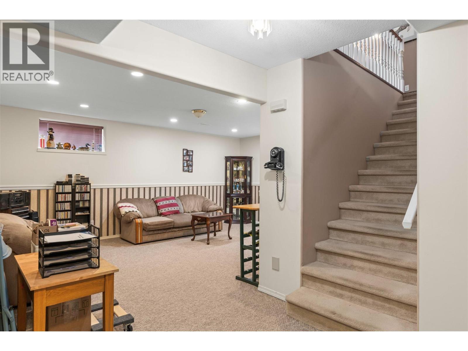 2675 Pine Avenue Unit# 8, Lumby