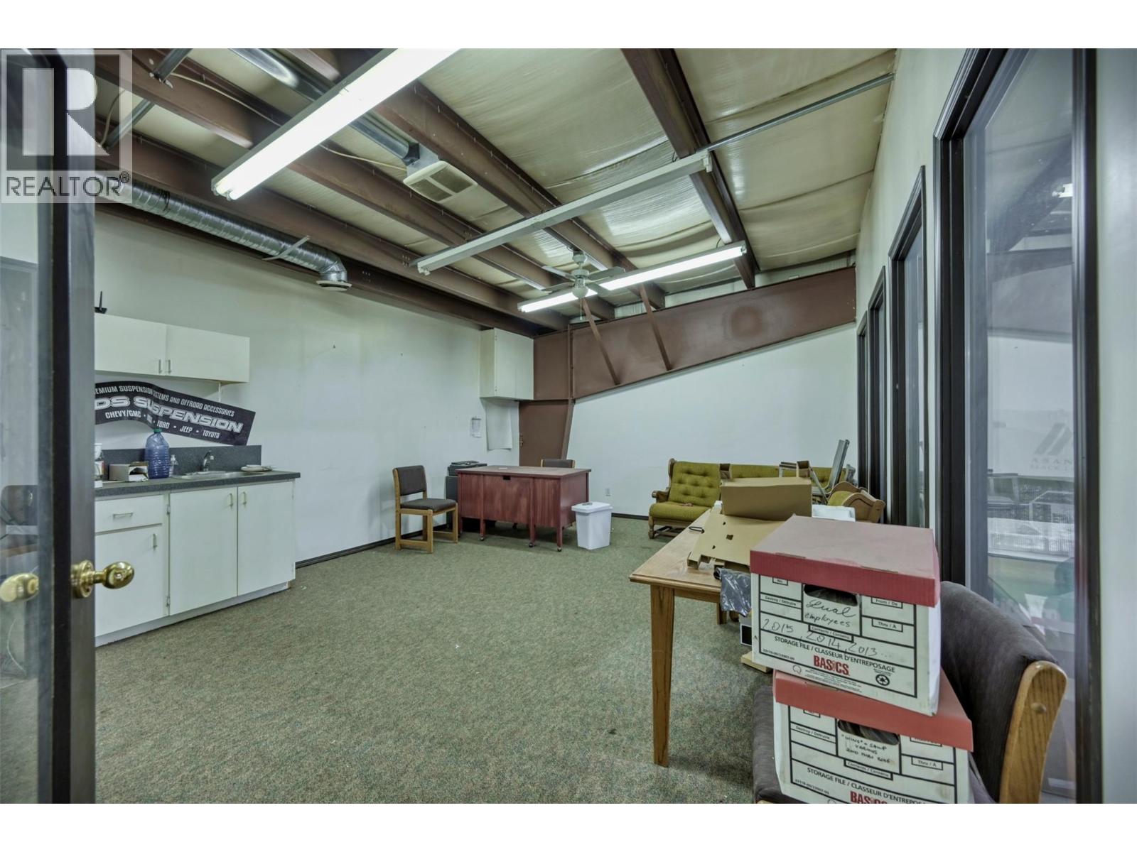 15210 97 Highway, Osoyoos