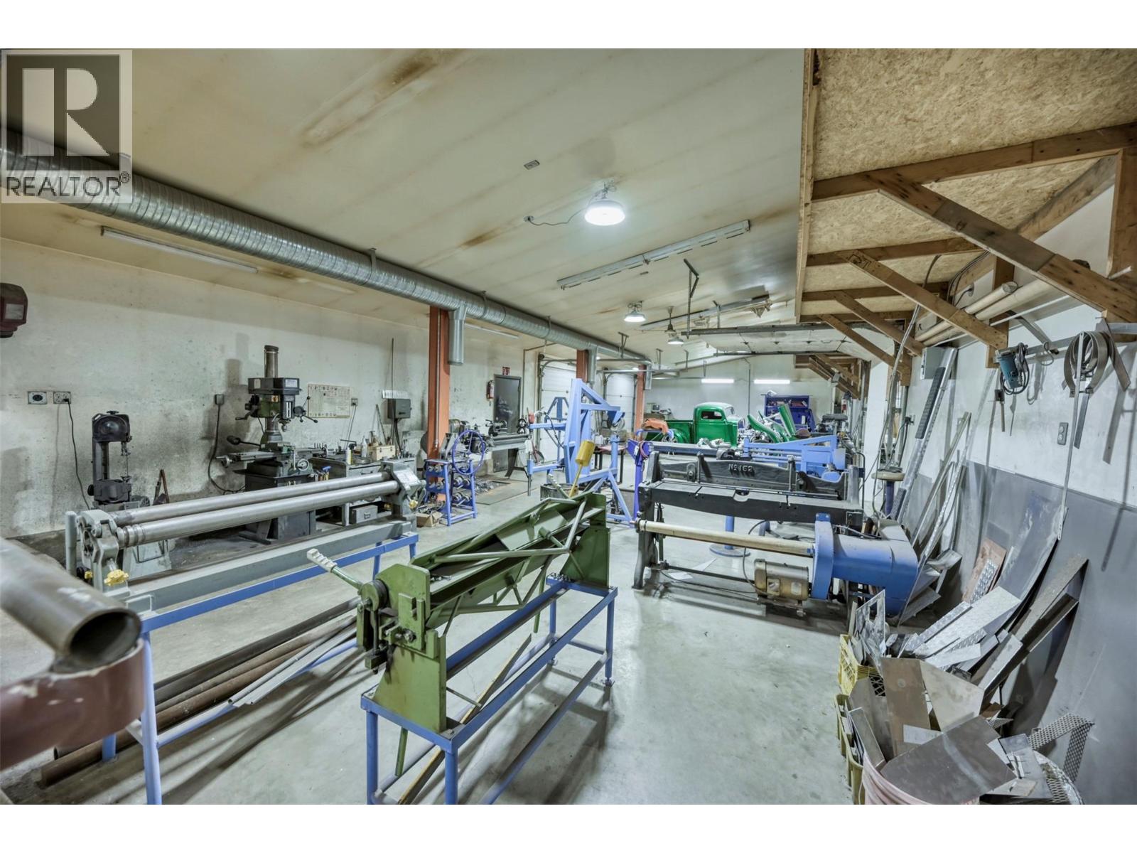 15210 97 Highway, Osoyoos