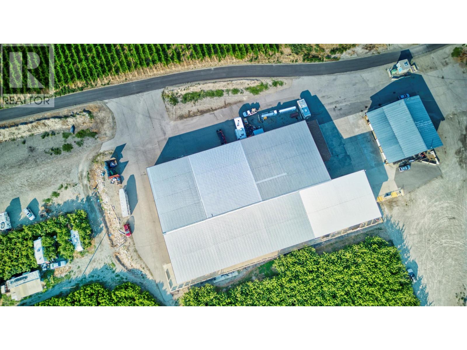 17202 97 Highway, Osoyoos