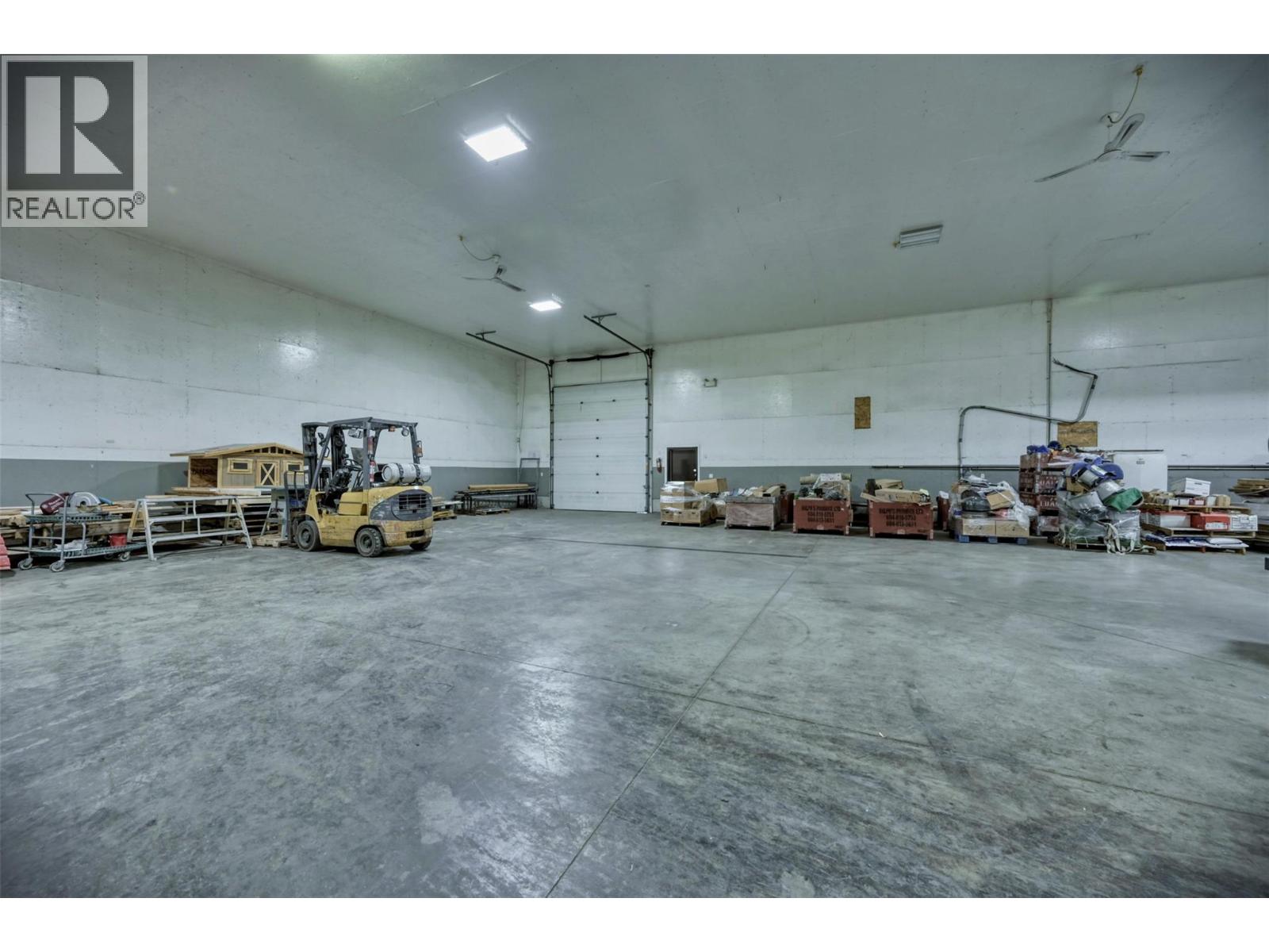 17202 97 Highway, Osoyoos