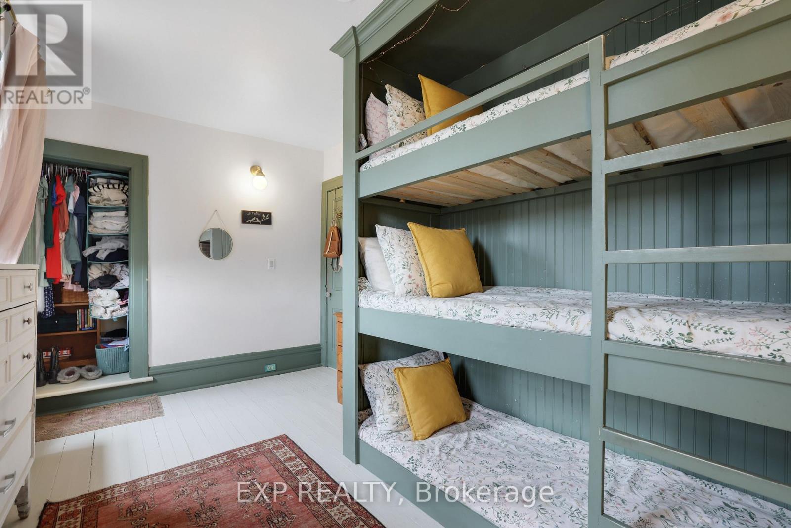 128 RENFREW AVENUE E - 30