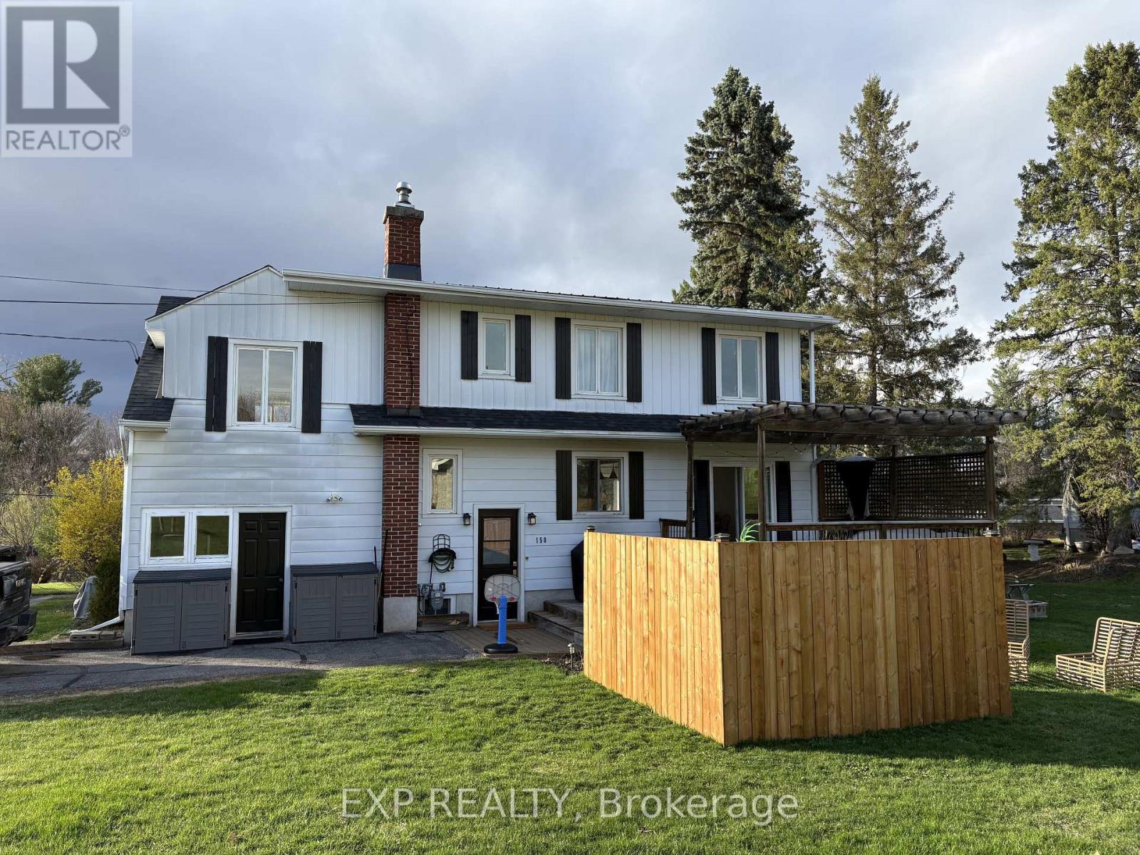 150 STEVENSON CRESCENT - 45
