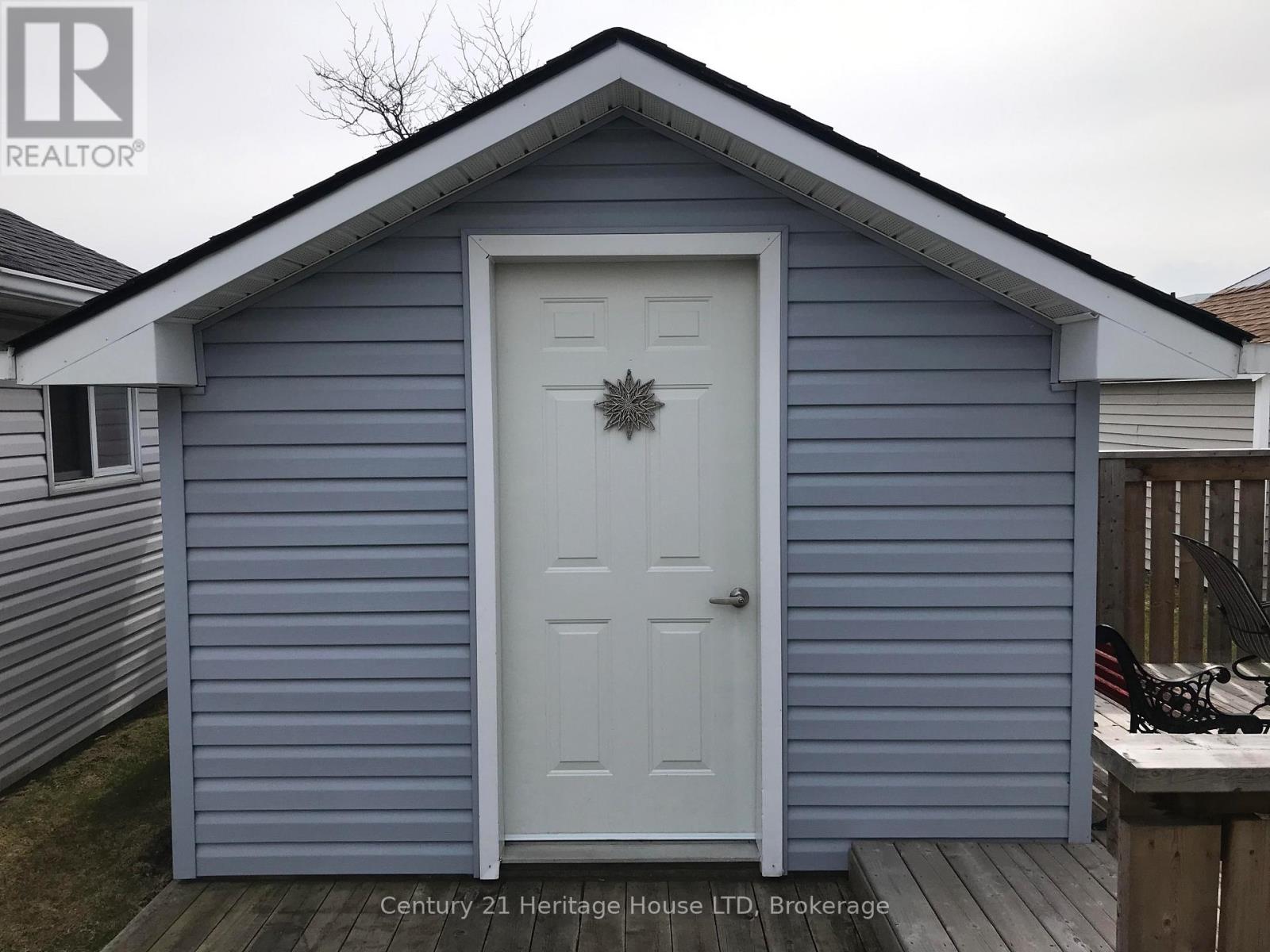 #66 3033 TOWNLINE ROAD - 26
