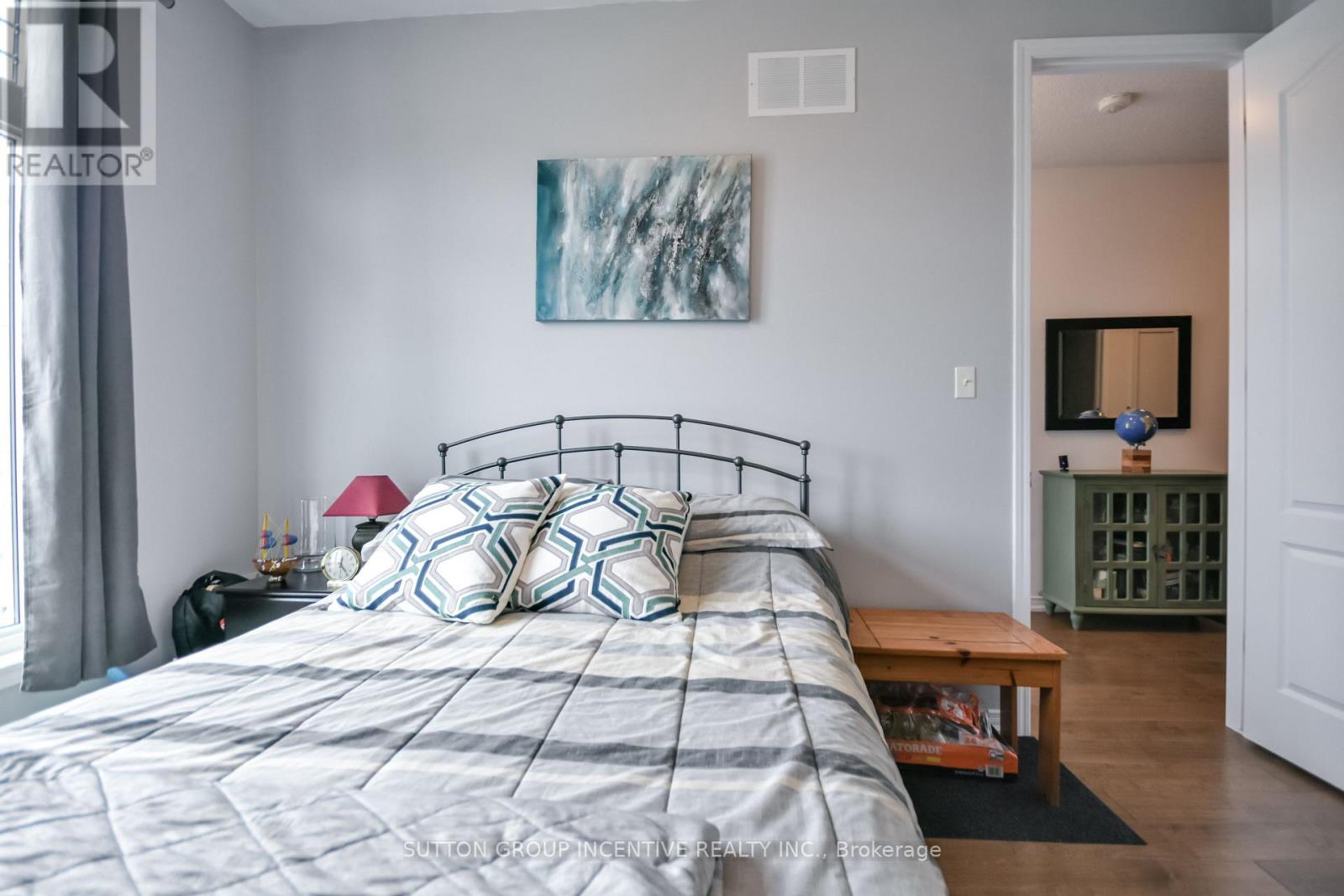 127 ISABELLA DRIVE - 28