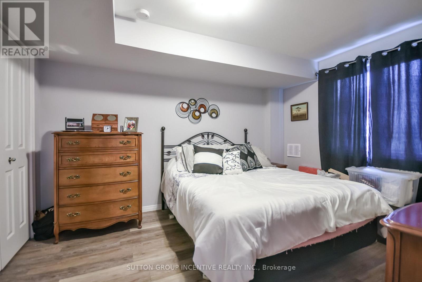 127 ISABELLA DRIVE - 39
