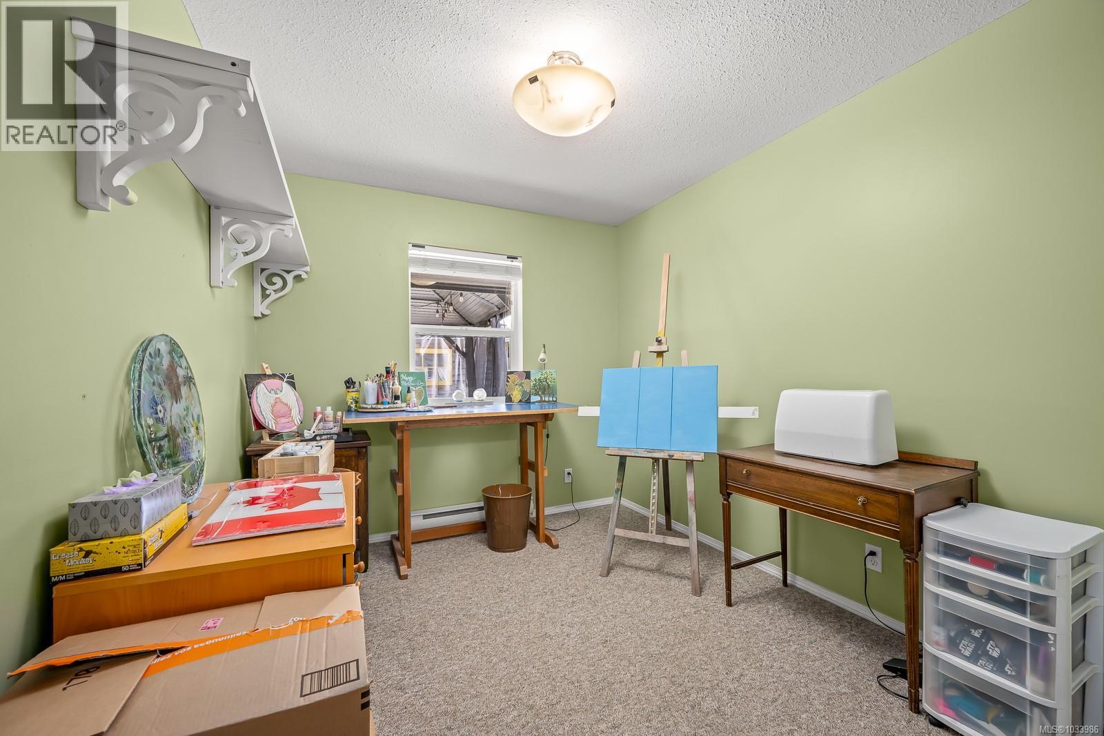 1367 LARSEN Rd - 22
