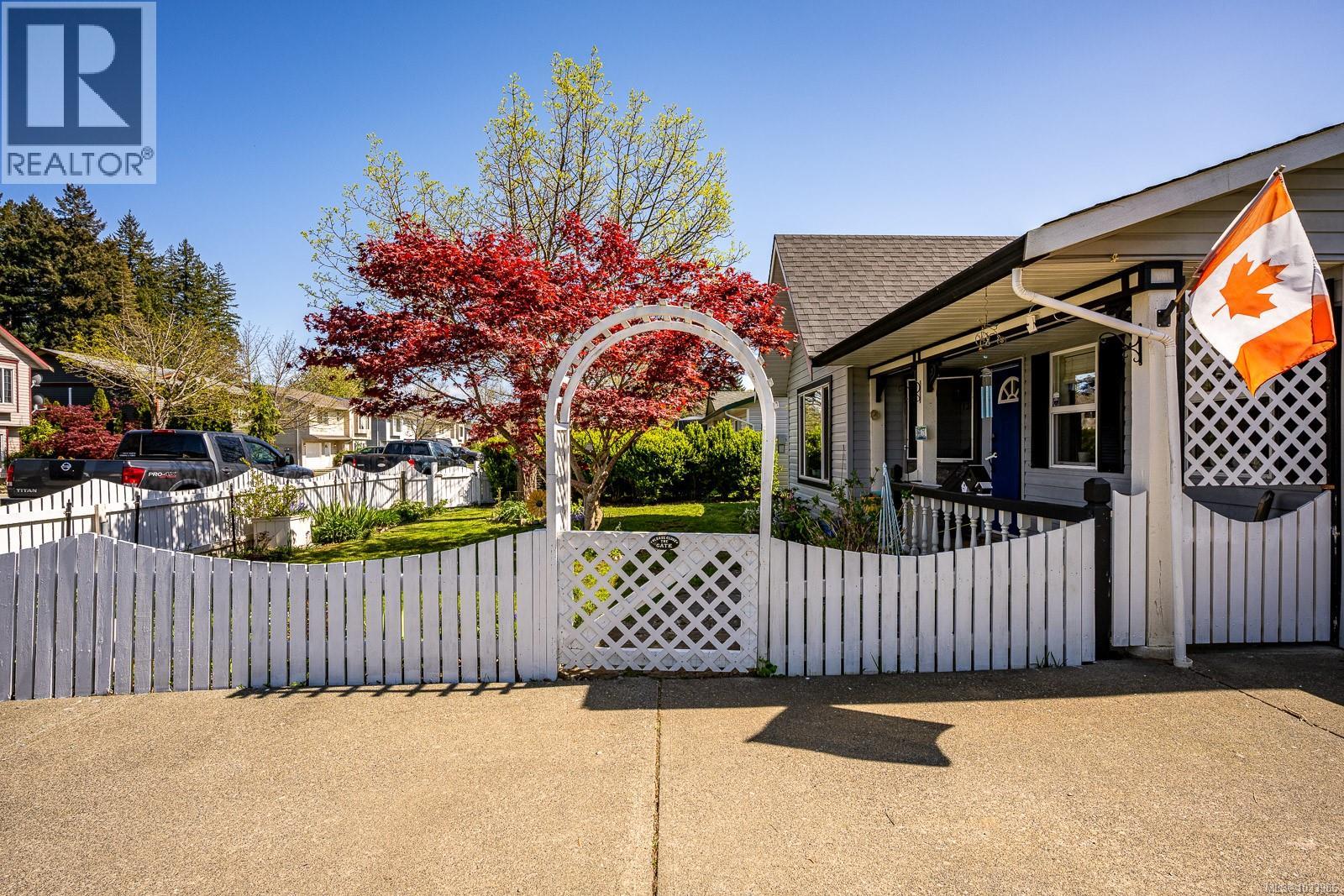 1367 LARSEN Rd - 28