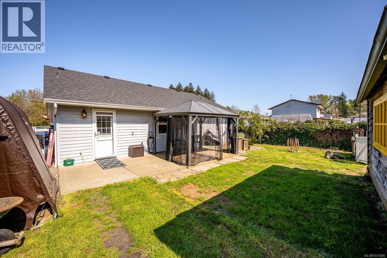 1367 LARSEN Rd - 30
