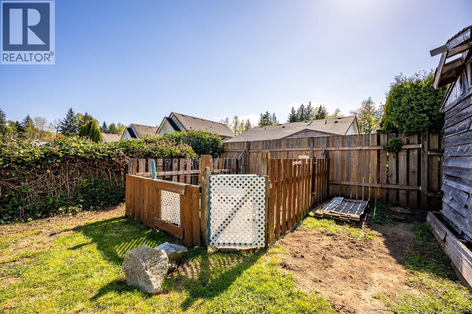 1367 LARSEN Rd - 32