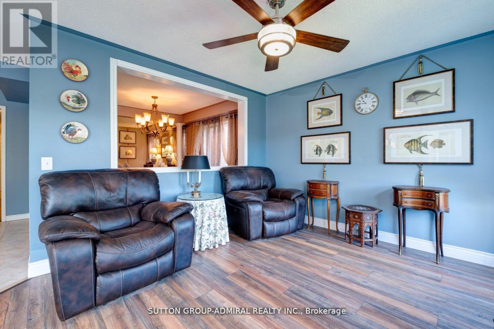 43 CRESTRIDGE DRIVE - 20