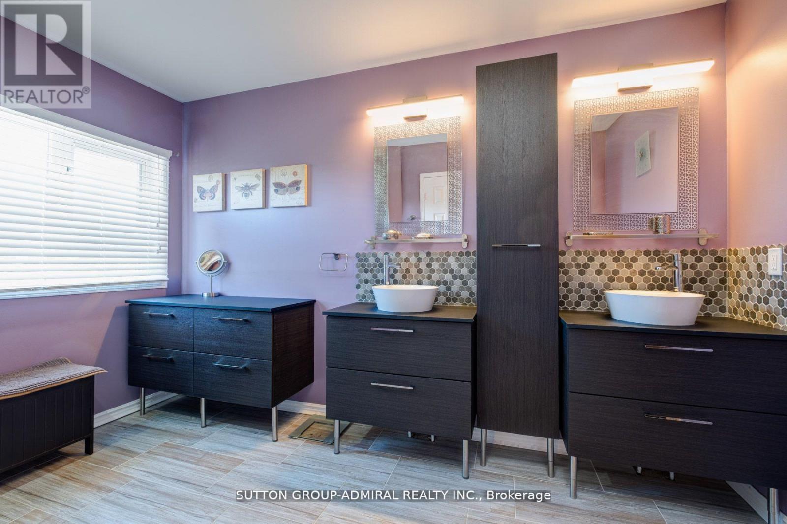 43 CRESTRIDGE DRIVE - 23