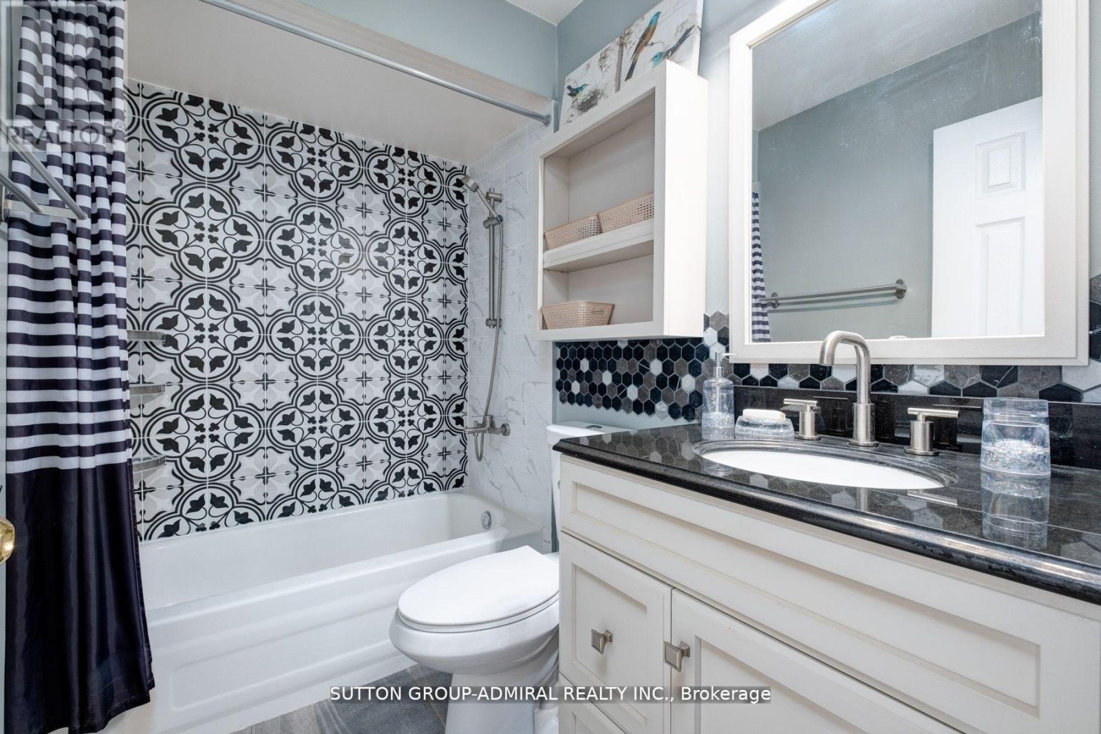 43 CRESTRIDGE DRIVE - 30