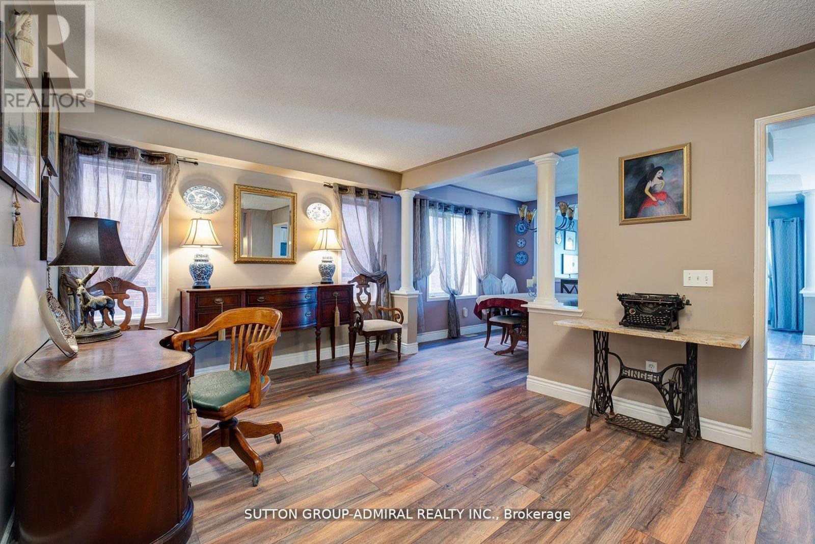 43 CRESTRIDGE DRIVE - 4
