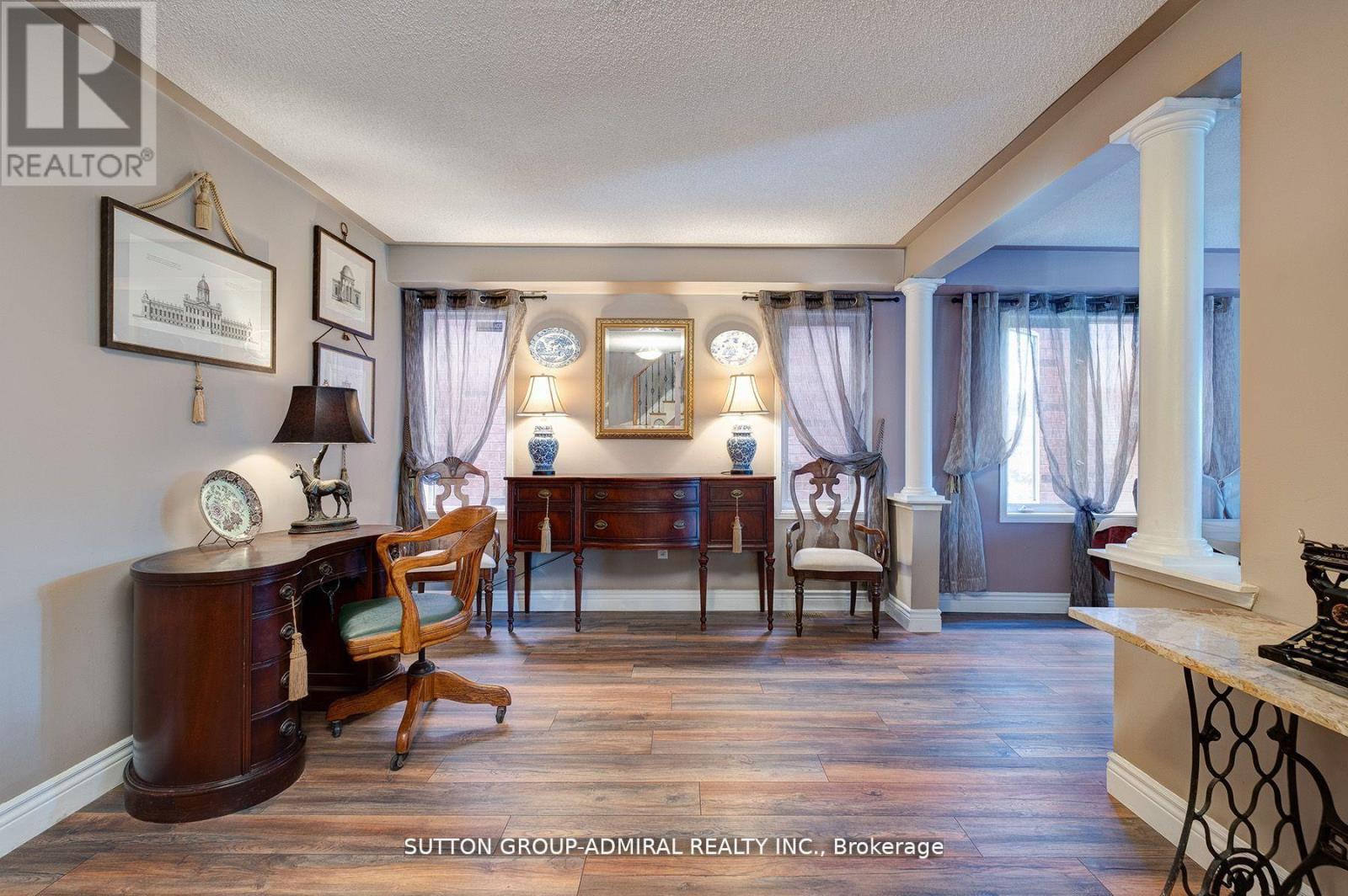 43 CRESTRIDGE DRIVE - 5