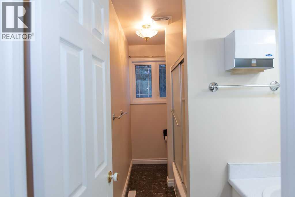 333 Signal Road, Fort McMurray