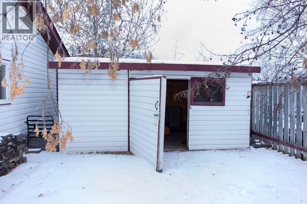 333 Signal Road, Fort McMurray