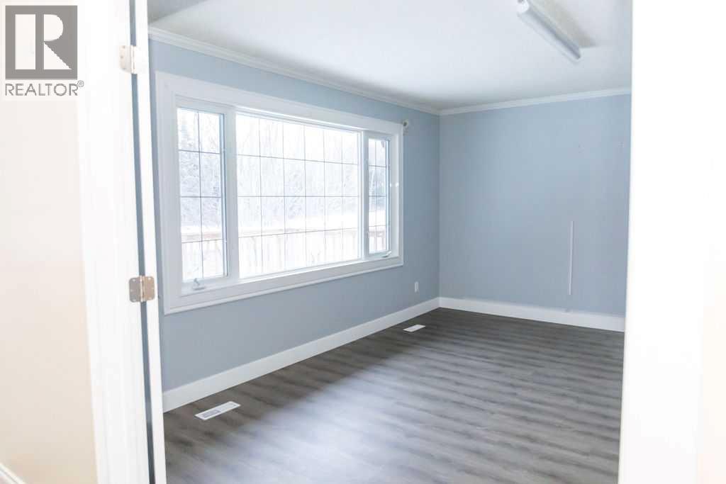 333 Signal Road, Fort McMurray
