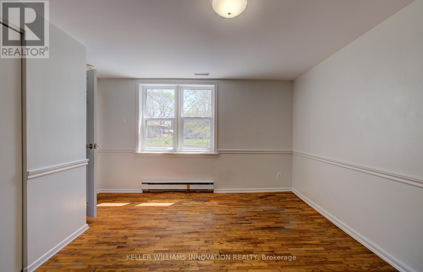 251 SHELDON AVENUE N — photo 37