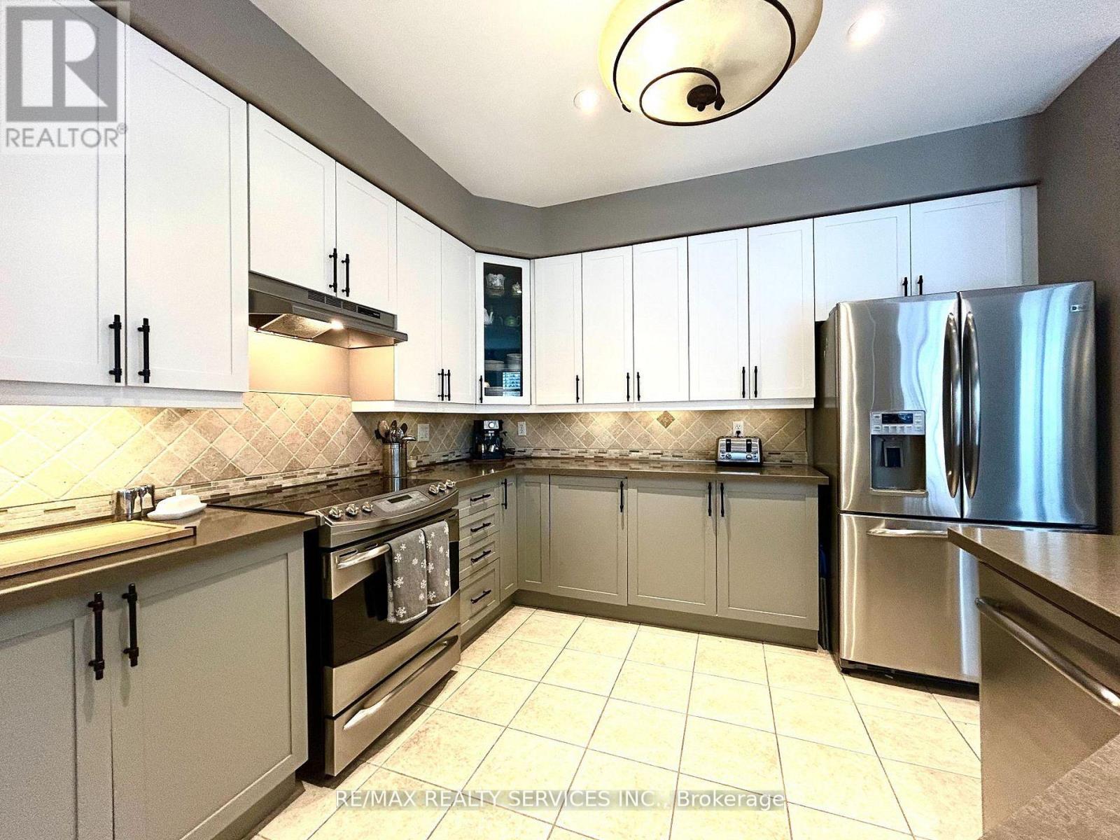 1 MILLIGAN STREET - 15