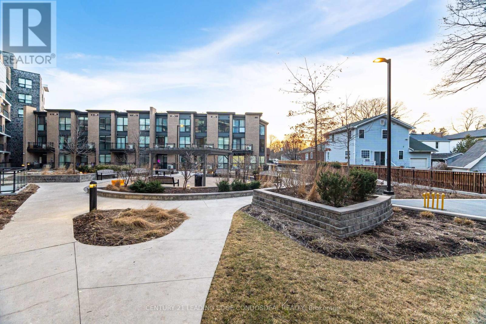 #424 1 FALAISE ROAD - 34