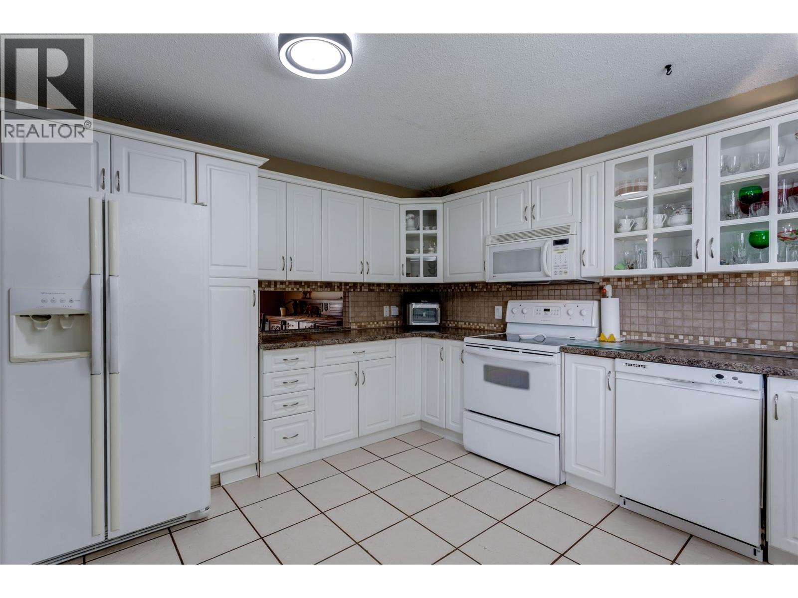  1710 Hollywood Road South, Kelowna