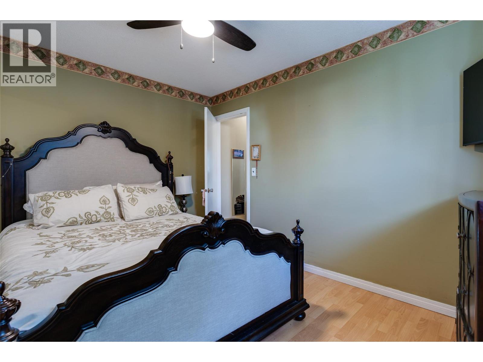  1710 Hollywood Road South, Kelowna