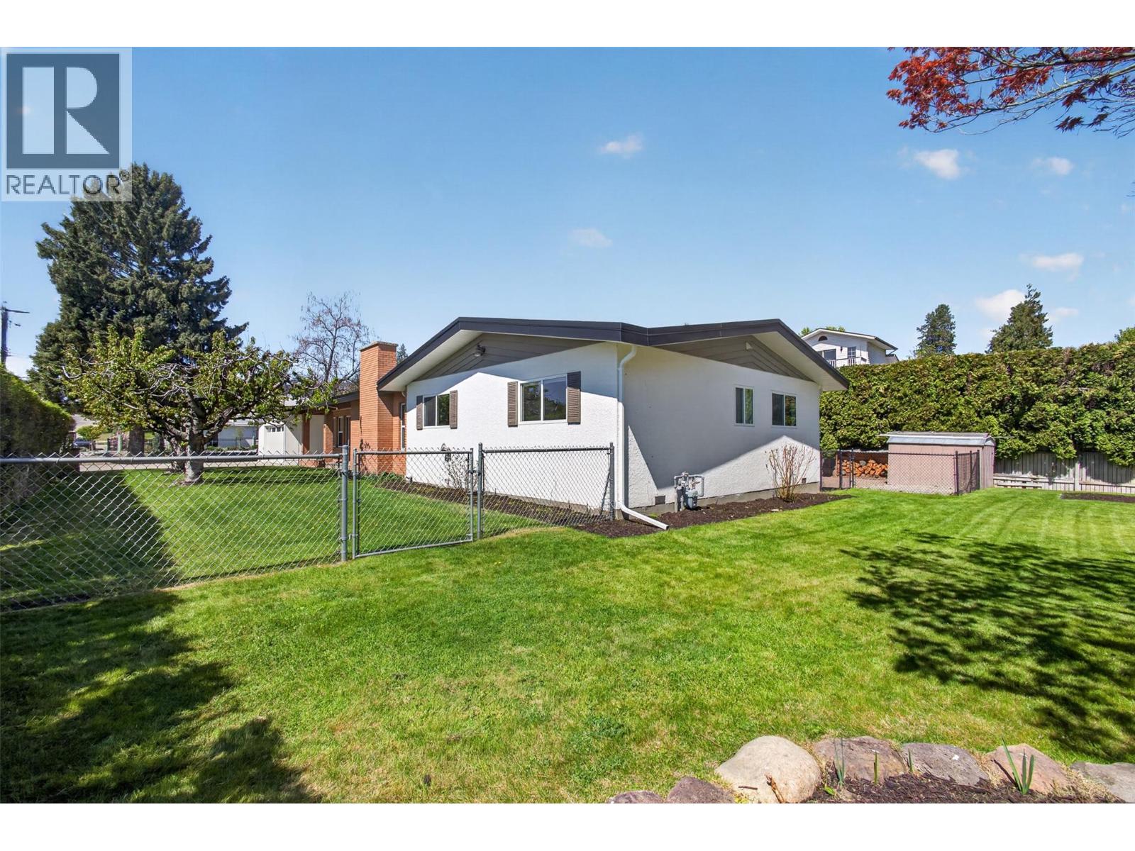  900 Anders Road, West Kelowna