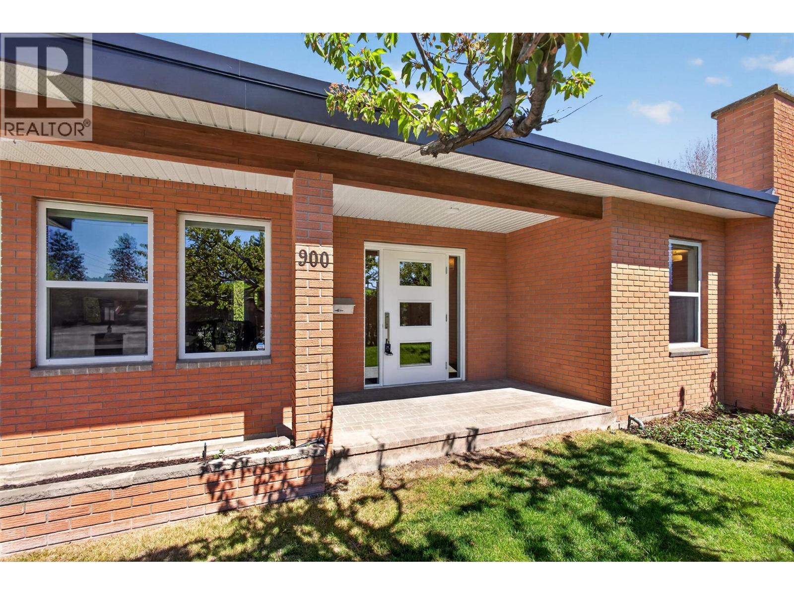  900 Anders Road, West Kelowna