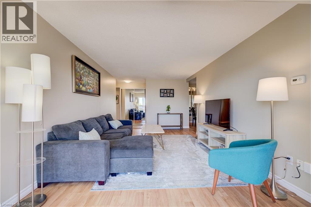 265 WESTCOURT Place Unit# 702, Waterloo, Ontario, N2L6E4 — Photo 17