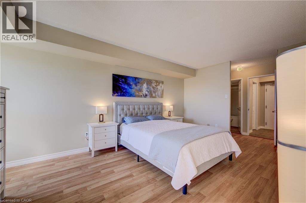 265 WESTCOURT Place Unit# 702, Waterloo, Ontario, N2L6E4 — Photo 31