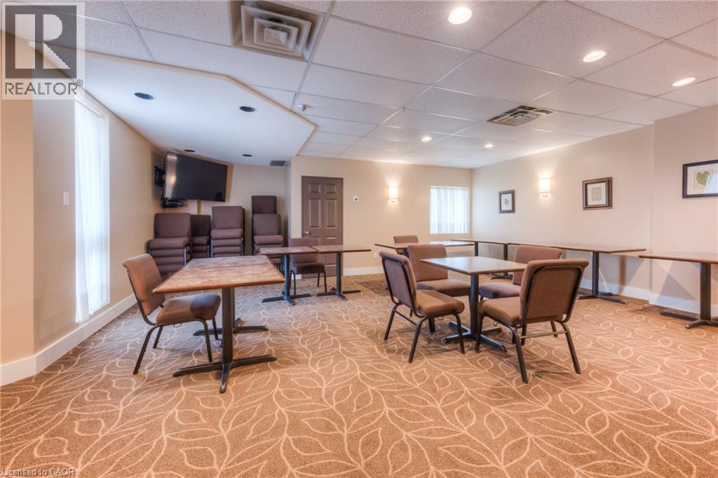 265 WESTCOURT Place Unit# 702, Waterloo, Ontario, N2L6E4 — Photo 38
