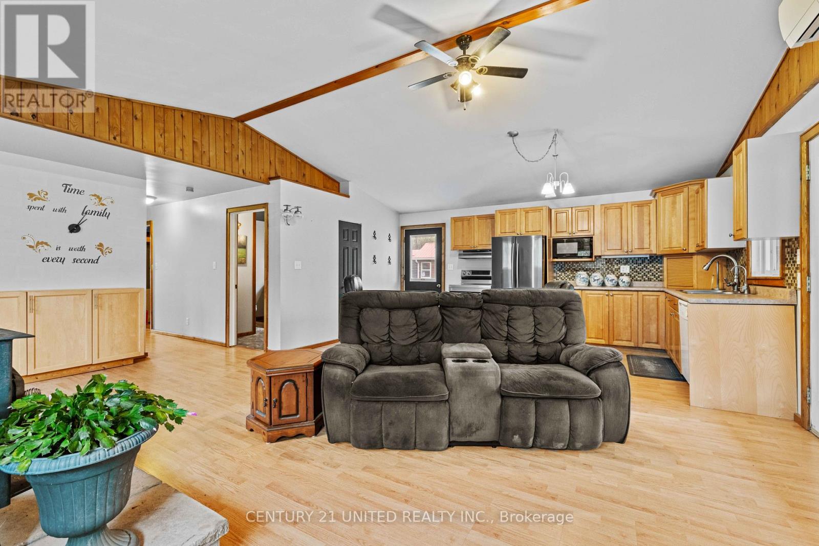 1612 SHANICK ROAD - 6